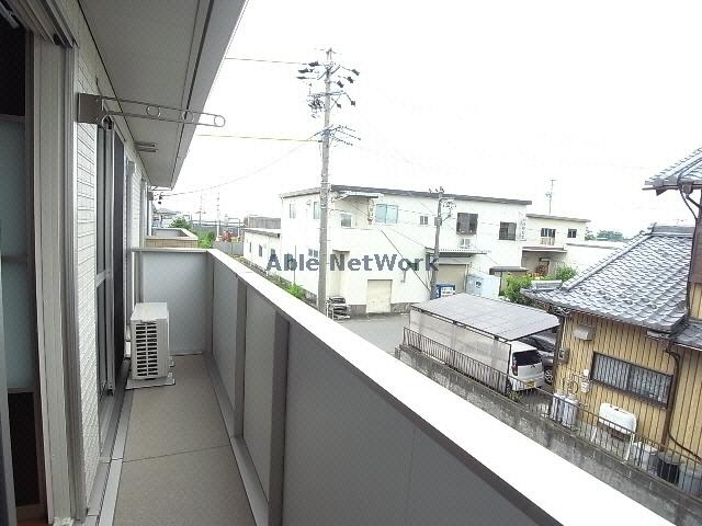 バルコニー　ベランダ