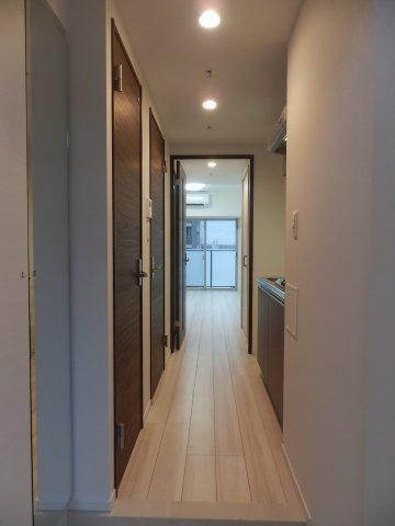 玄関　収納もある玄関です