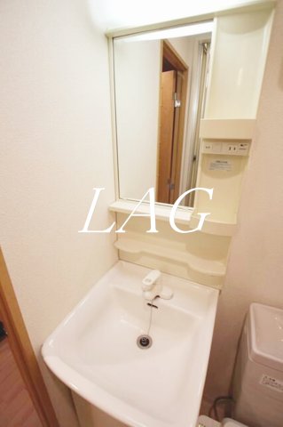 洗面設備　独立洗面台です。