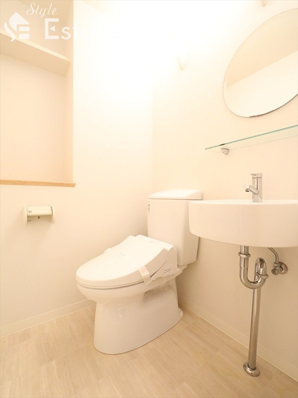 トイレ　トイレ