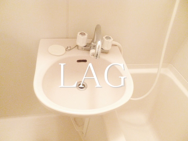 洗面設備　洗面台です。