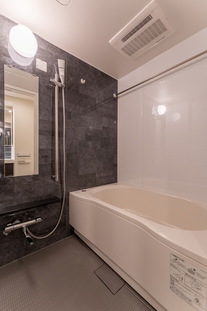 バス・シャワールーム　※写真は同タイプ住戸です。