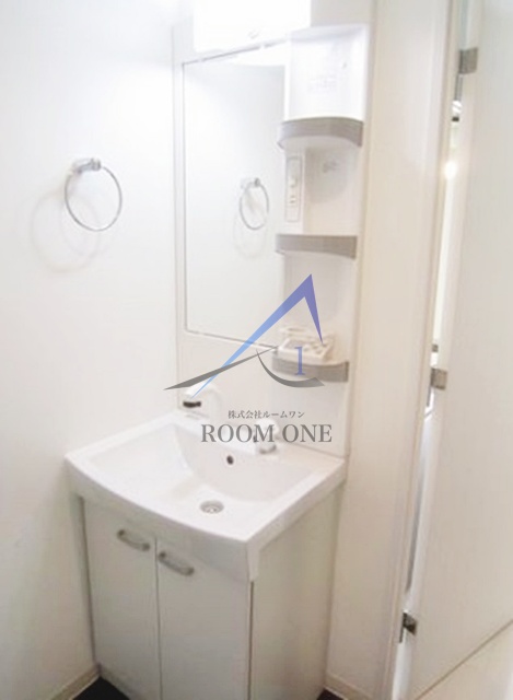 洗面設備　洗面台です。