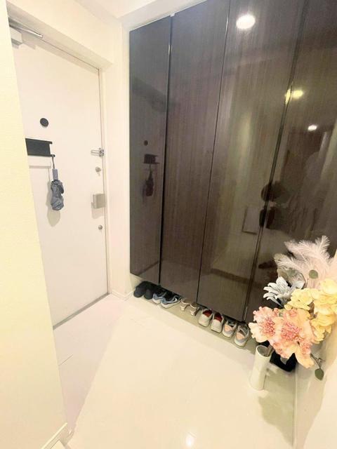玄関　※靴・花瓶・傘は撤去いたします