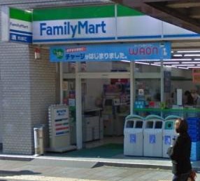 コンビニ　ファミリーマート駒形一丁目店（コンビニ）まで542m