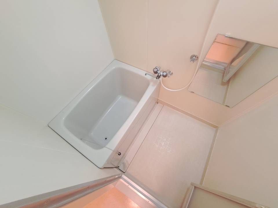 バス・シャワールーム　浴室