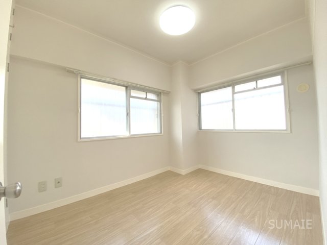 トイレ　きれいなトイレ。