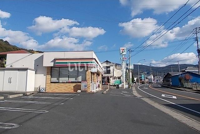 コンビニ　セブンイレブン佐世保小舟店（コンビニ）まで909m