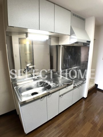 キッチン　同型タイプ 使いやすいキッチンです