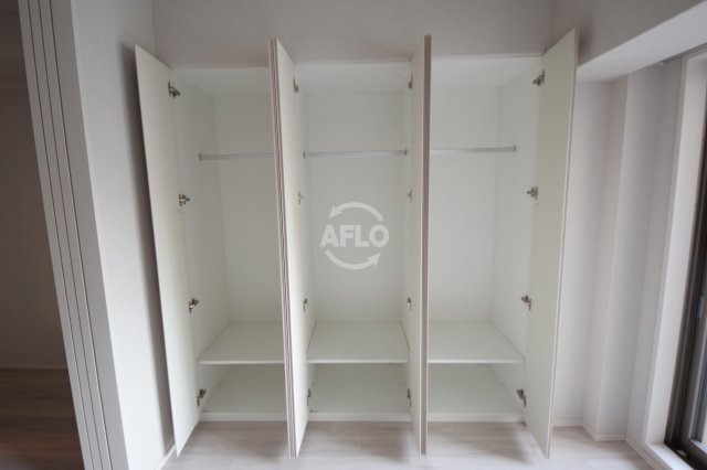 収納　ブランズ大阪本町　クローゼット