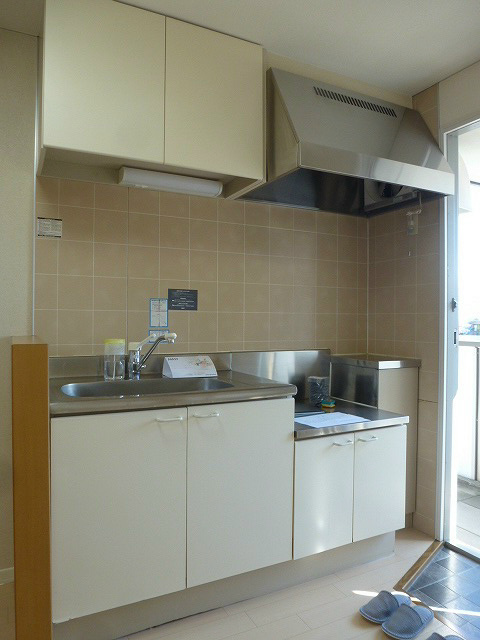 キッチン　※別号室の写真です