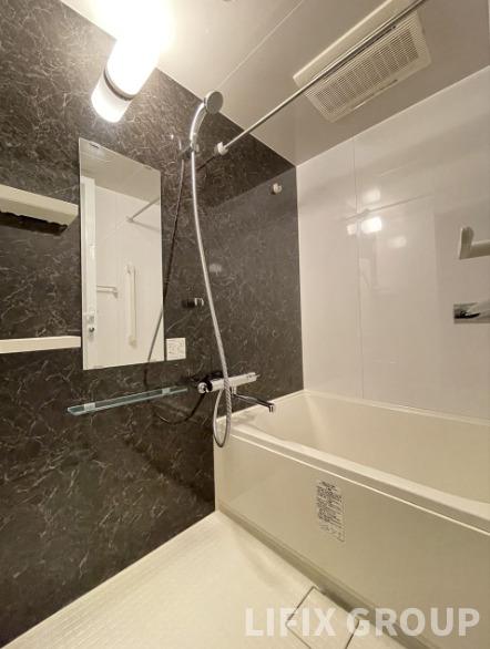 バス・シャワールーム　風呂