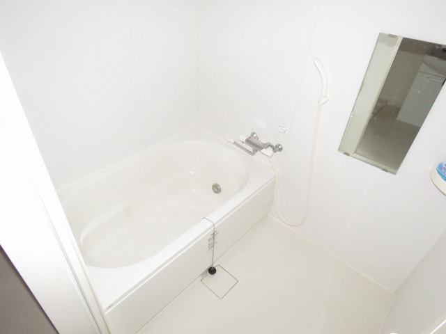 バス・シャワールーム　バス・シャワールーム