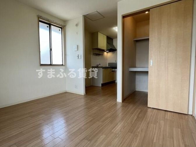 居室・リビング　同仕様　同施工会社　リビング