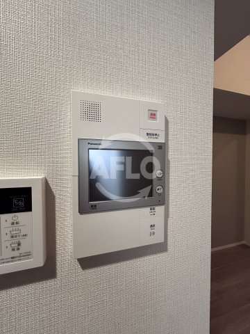 セキュリティ　コンフォリア・リヴ淡路　インターホン