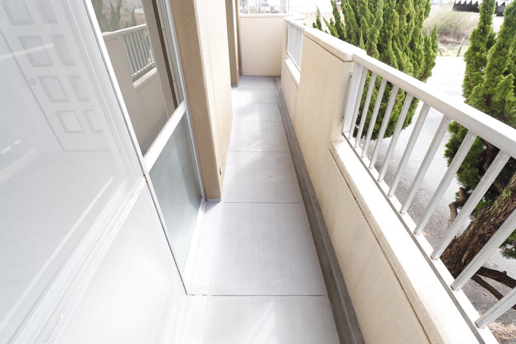 バルコニー　バルコニーです♪