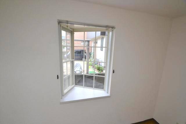 その他部屋・スペース　お洒落な窓