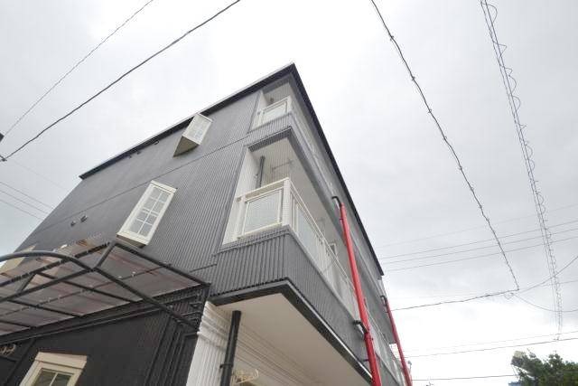 建物外観　閑静な住宅地にある物件