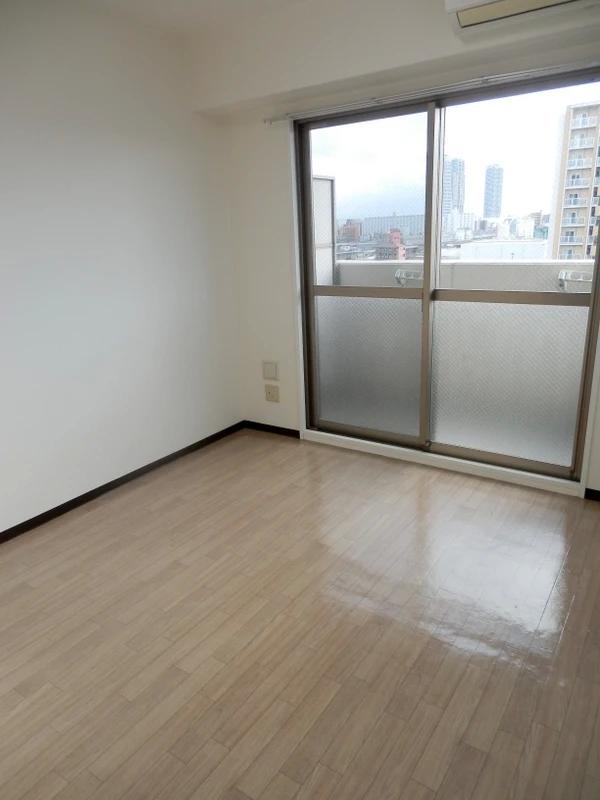 居室・リビング　広々とした室内