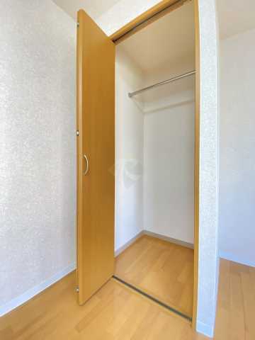 収納　ミレニアム新井