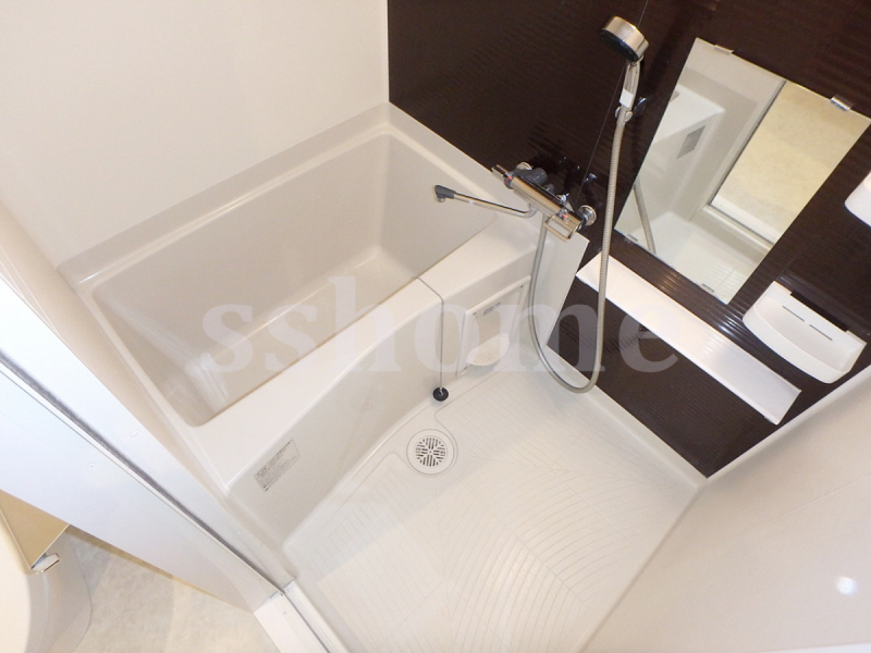 バス・シャワールーム　お洒落な浴室☆