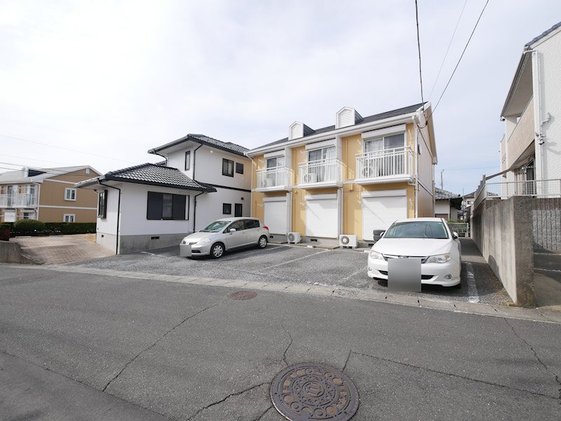 駐車場　敷地内駐車場