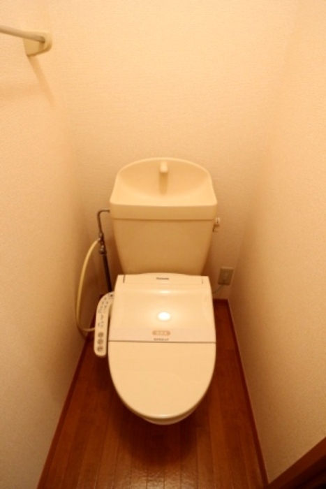 トイレ　シンプルで使いやすいトイレです