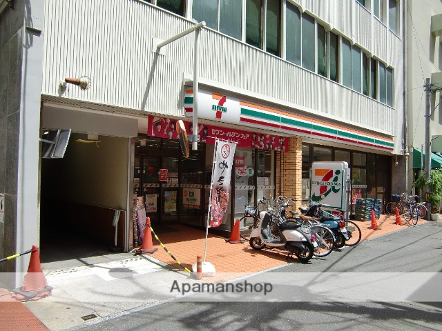 コンビニ　セブンイレブン高槻芥川１丁目店（コンビニ）まで130m