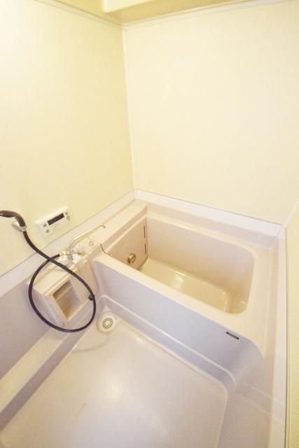 バス・シャワールーム　★★清潔感のあるバスルーム★★