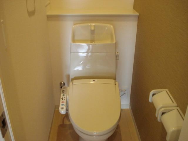 トイレ　シャワー付トイレ