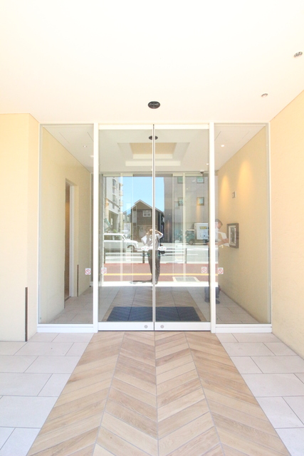 エントランス　エントランス