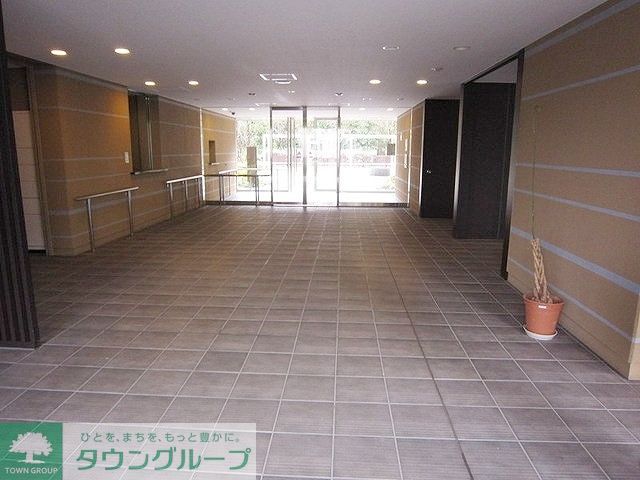 エントランス　エントランス