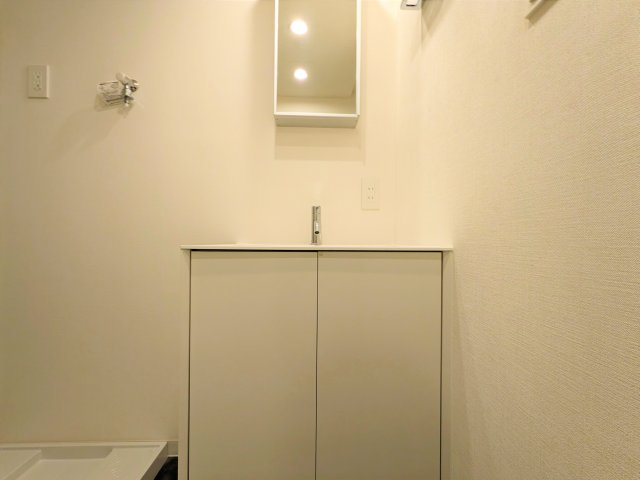 洗面設備　朝の身支度には欠かせない独立洗面化粧台