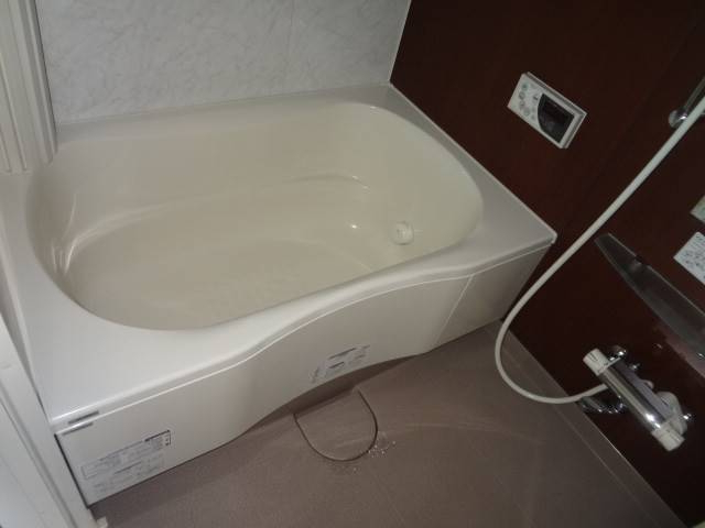 バス・シャワールーム　浴室