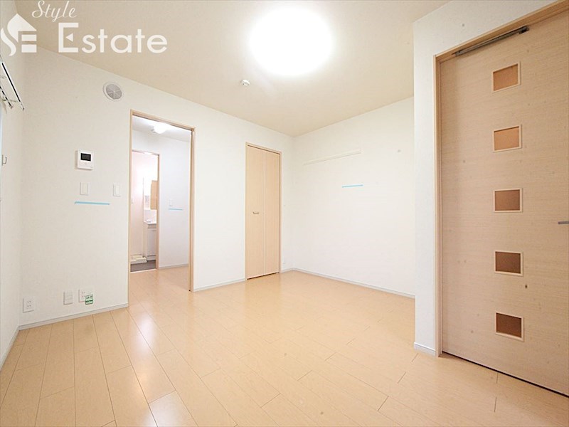 居室・リビング　内装