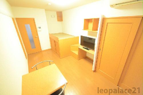 居室・リビング　同タイプ物件の写真です。