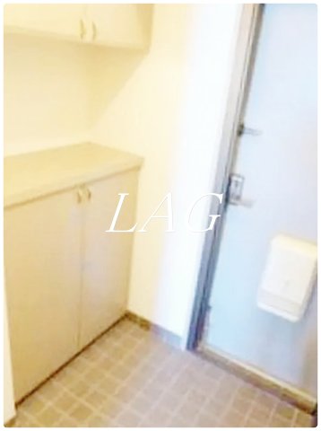 玄関　玄関です。