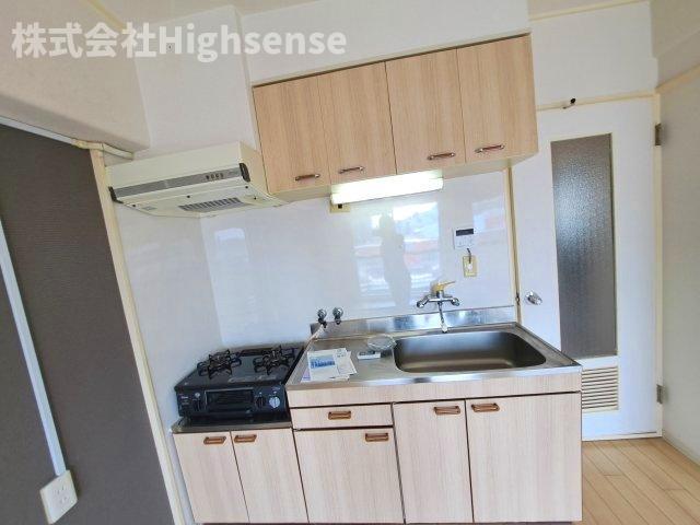 キッチン　キッチンでお料理をお楽しみください