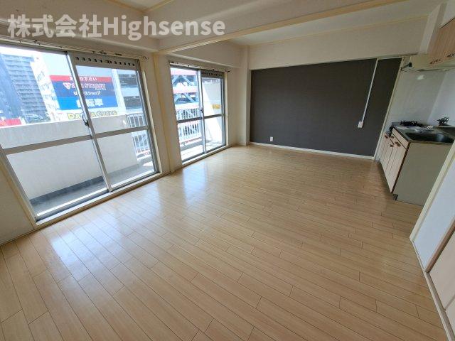 居室・リビング　使いやすい居間です