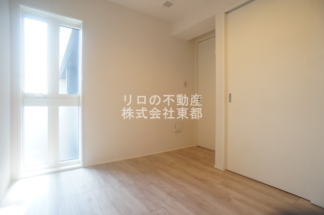 その他部屋・スペース　窓から暖かな日差しが入ります♪