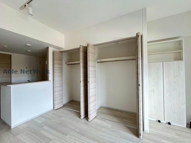 収納　※同型イメージ（302）