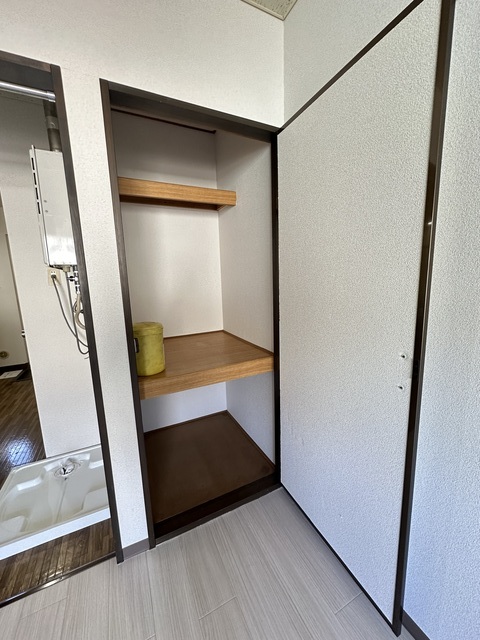 収納　★別部屋参考写真です★