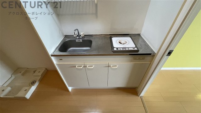 キッチン　壁付けキッチンでスペースを最大限有効活用できます！