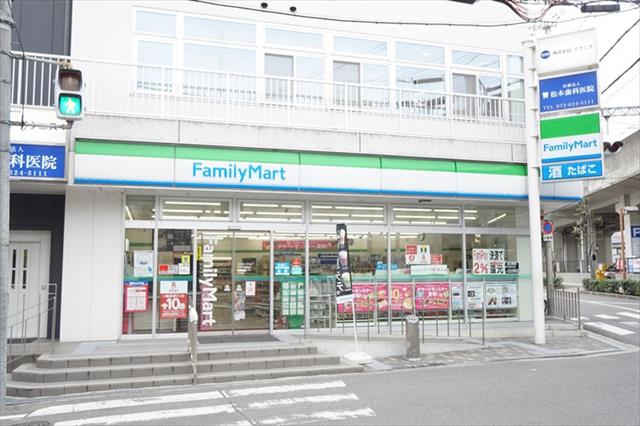 コンビニ　ファミリーマート茨木竹橋町店（コンビニ）まで722m