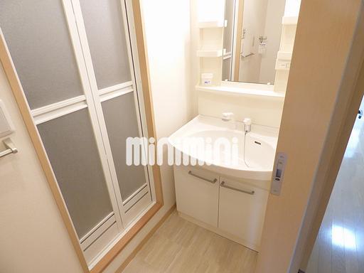 洗面設備　シャンプードレッサー完備ですよ