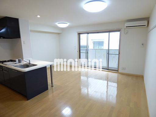 居室・リビング　広々とした快適空間