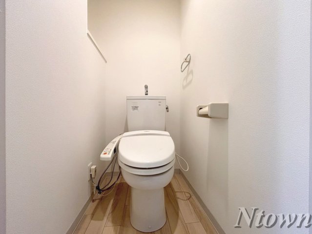 トイレ　落ち着いたトイレです