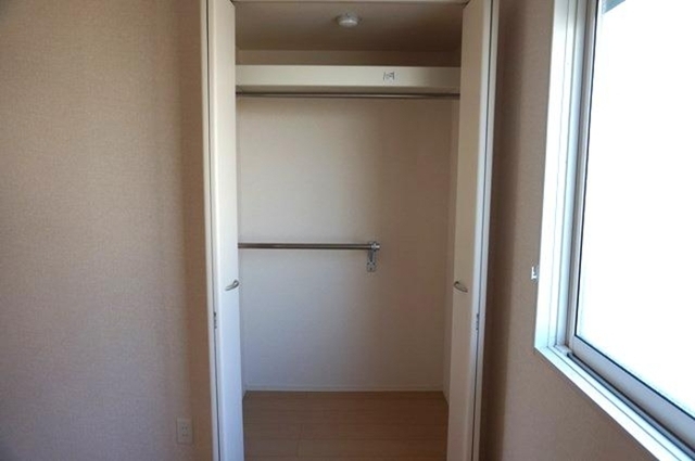 収納　クローゼット