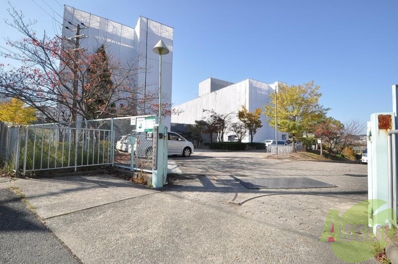 小学校　神戸市立横尾小学校（小学校）まで516m