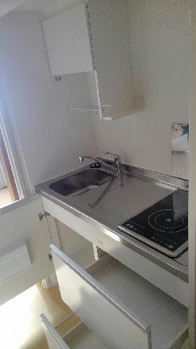 キッチン　コンロの仕様が異なる場合があります